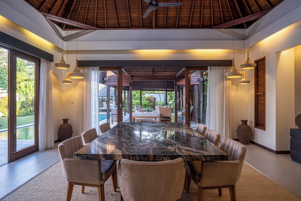 Saba Villa