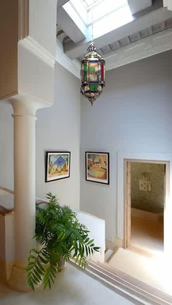 Magnificent Riad in Midina With Swimming Pool