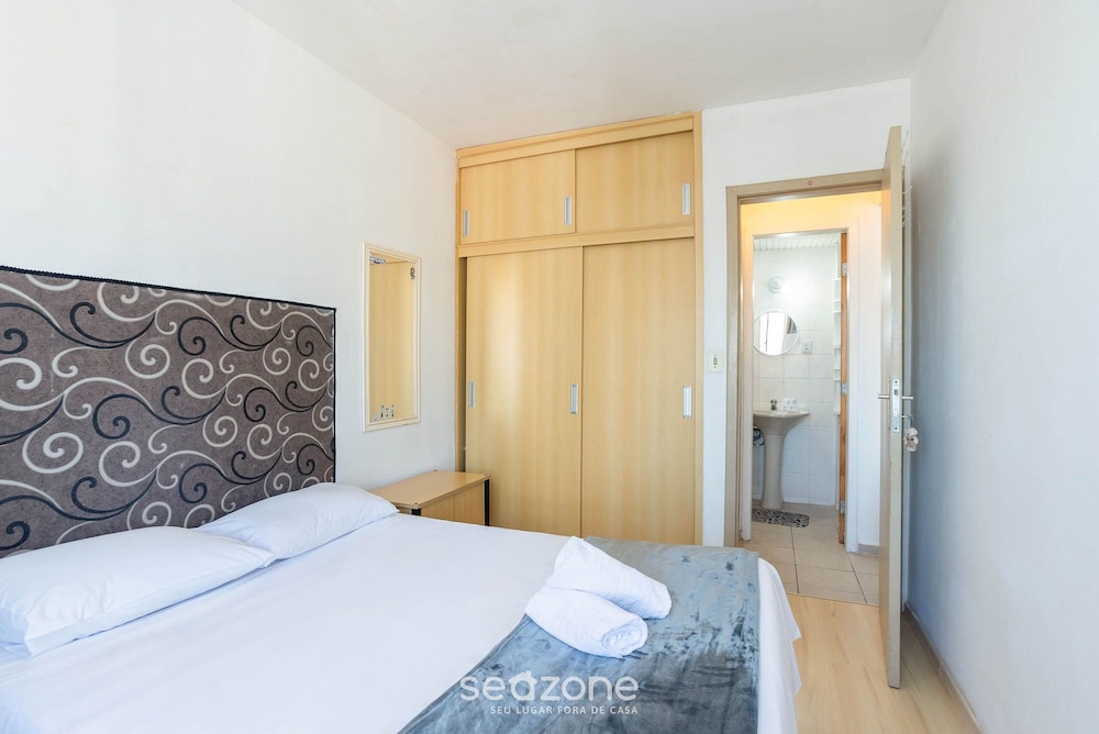 Apartamentos a 400 m da Praia em BC - CEV