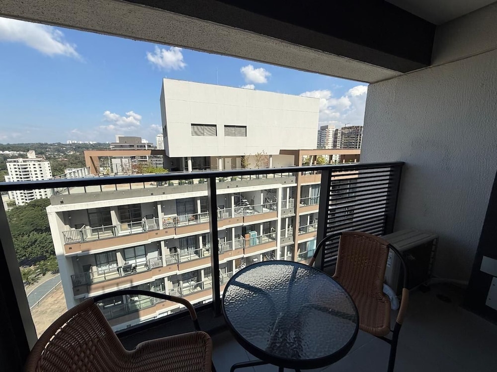 Haus Mitre Residences