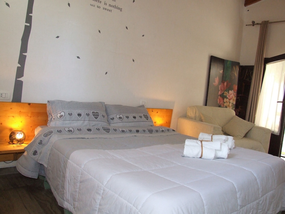 Barnaba Edera view 3