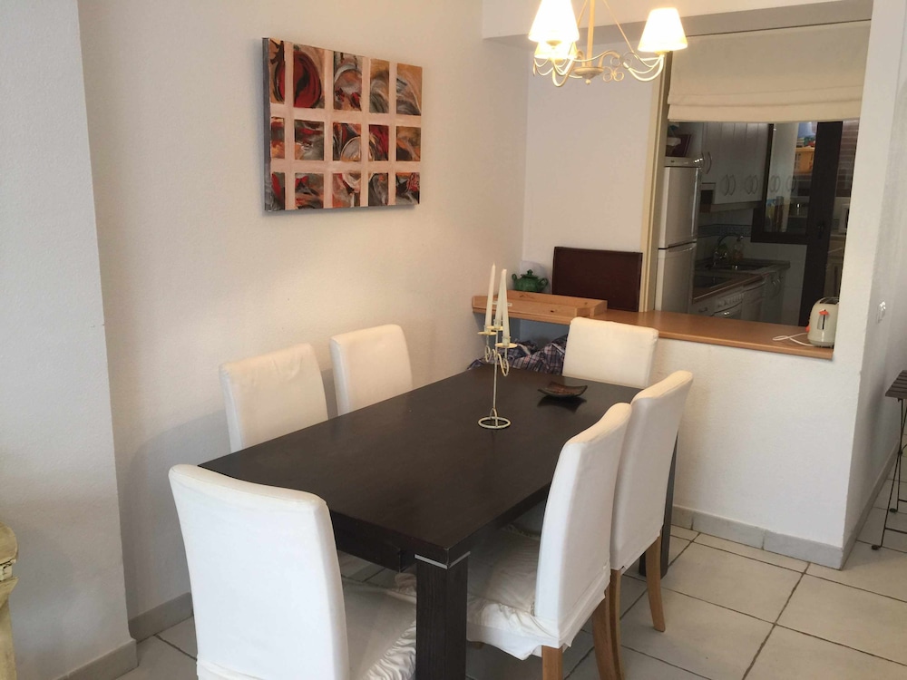 VenAVera C10A - Ground floor Garden 3Bedrooms/2Baths Beachfront, WIFI