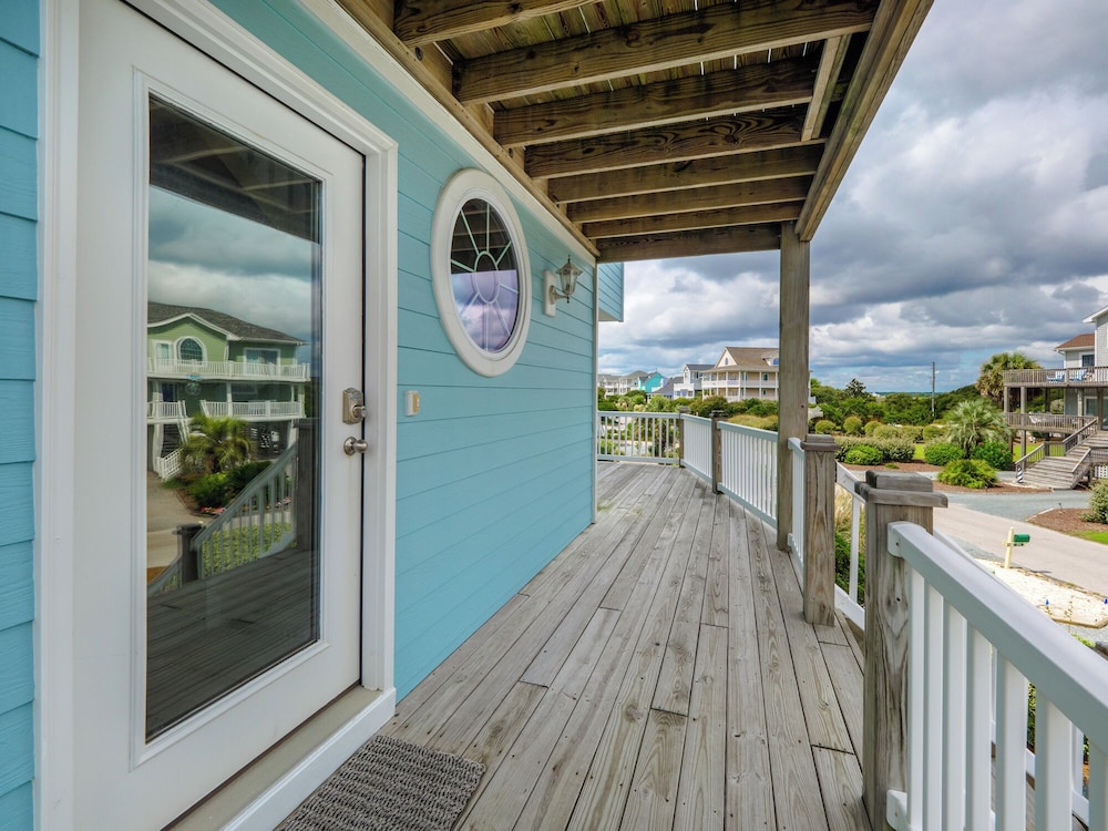 Summer Wynd by Topsail Realty