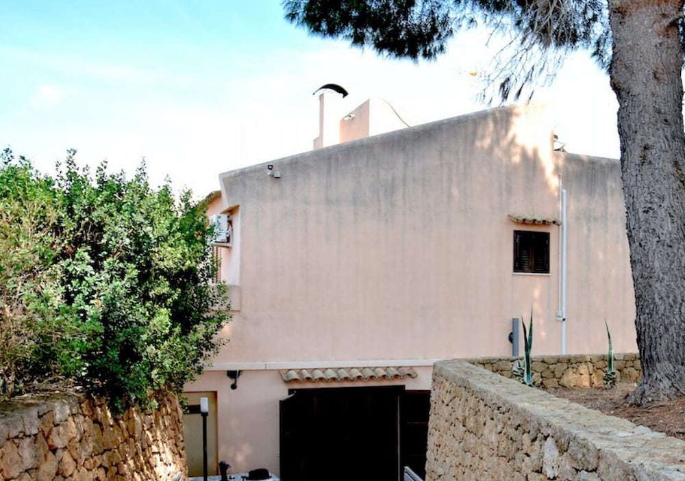 Villa Aurora, Private Pine Forest, Barbecue, Solarium view 2