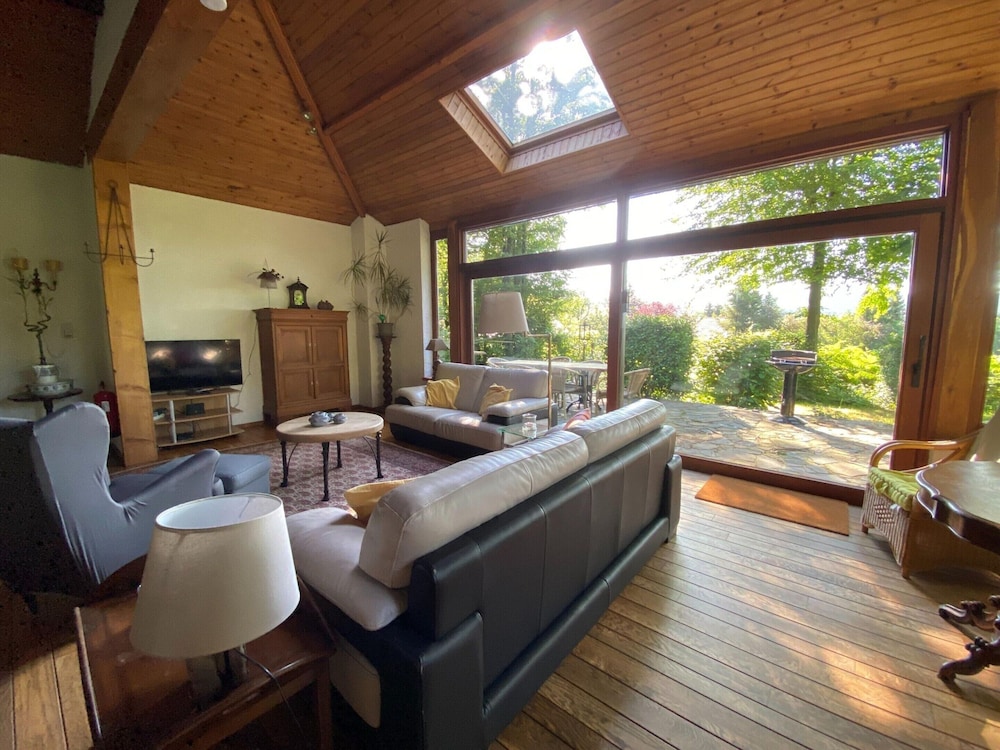 Charming Holiday Home With Garden
