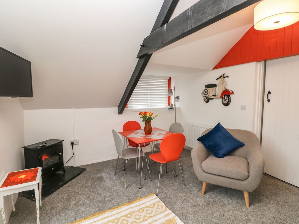 Clementine Cottage