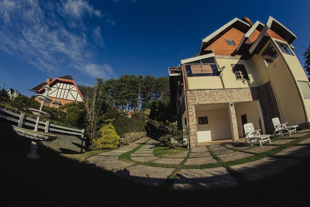 Cerejeira Guest House