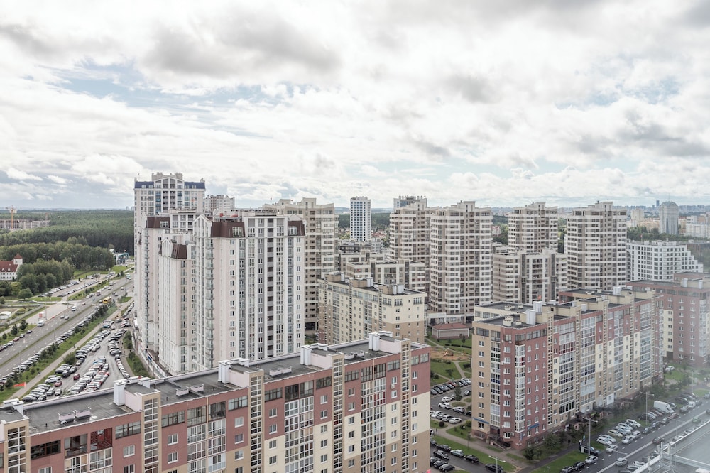 3-room apt with view of National Library