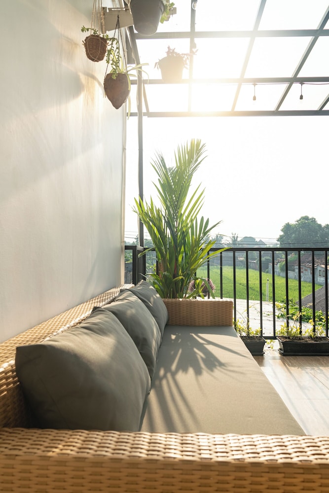 Indonesia Eco Tour Homestay