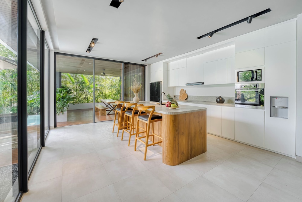 Villa Rosa by Pertama Management