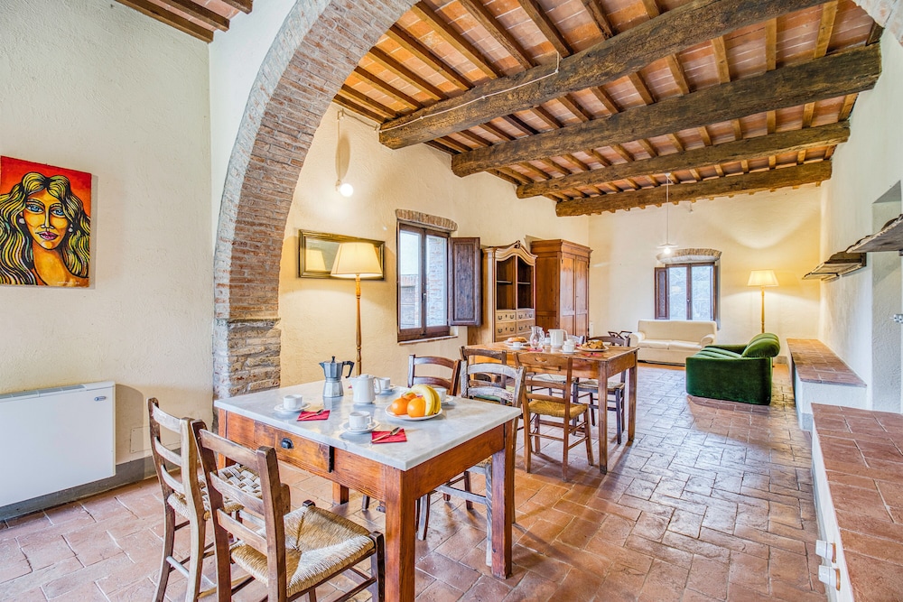Family Tuscany Villa with private pool