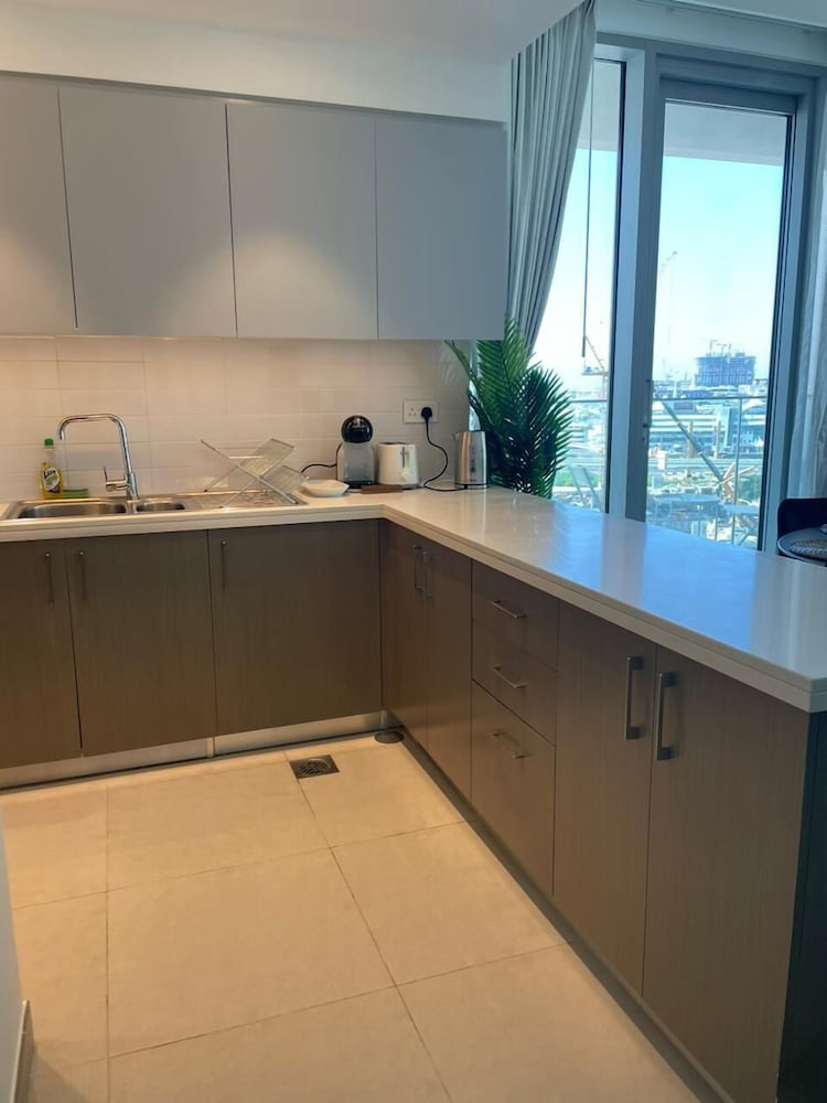 Two Bedroom Damac Majestine-StayOnHomes