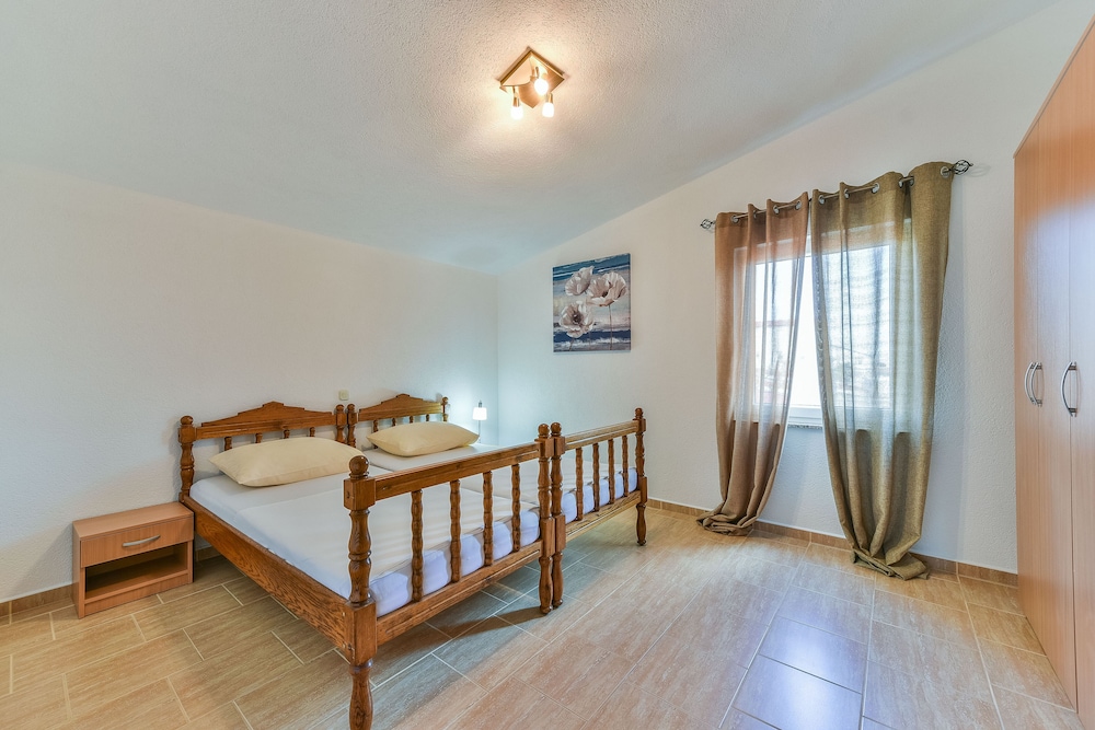Apartments Tukara view 5