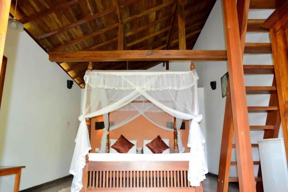 Landa Holiday House view 5
