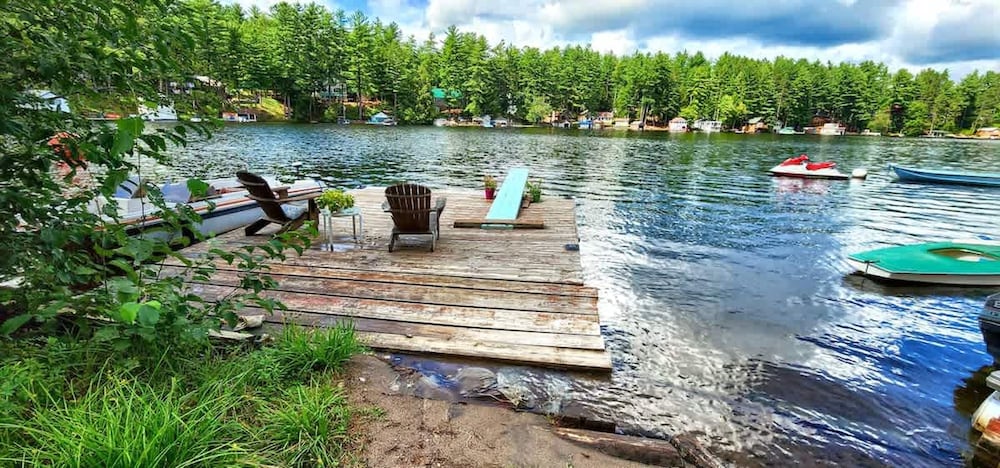 Private Island 5 Homes 2 Hottub Boat -sleeps 17
