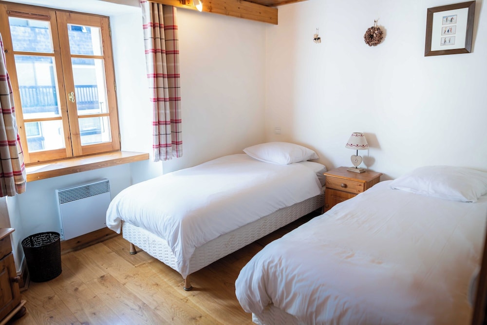 Pleasant 6p/2br Mountain Apartment - Megeve City Center view 3