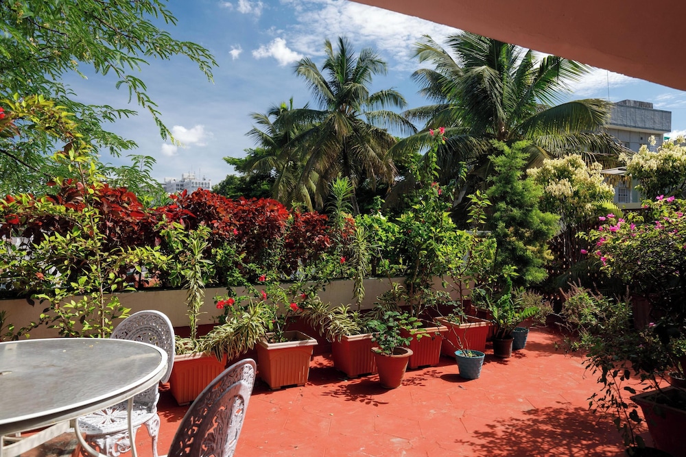 Casa Bianca by Red Olivenr Taj MG Roadpvt Garden