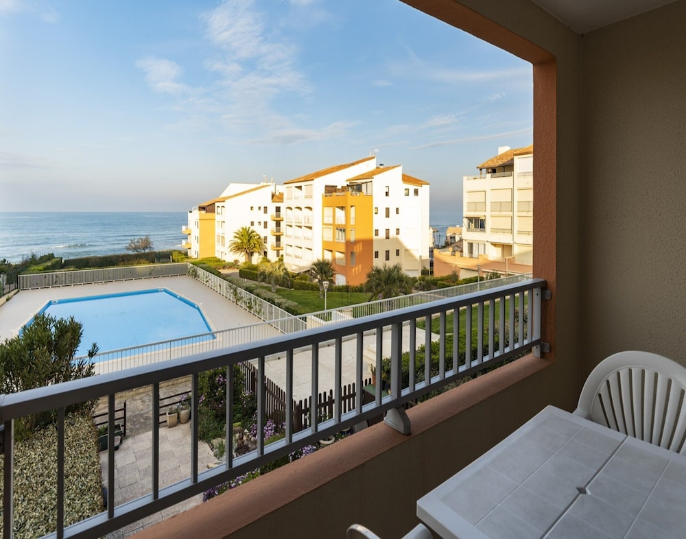 Seaside Aparatment in Agde