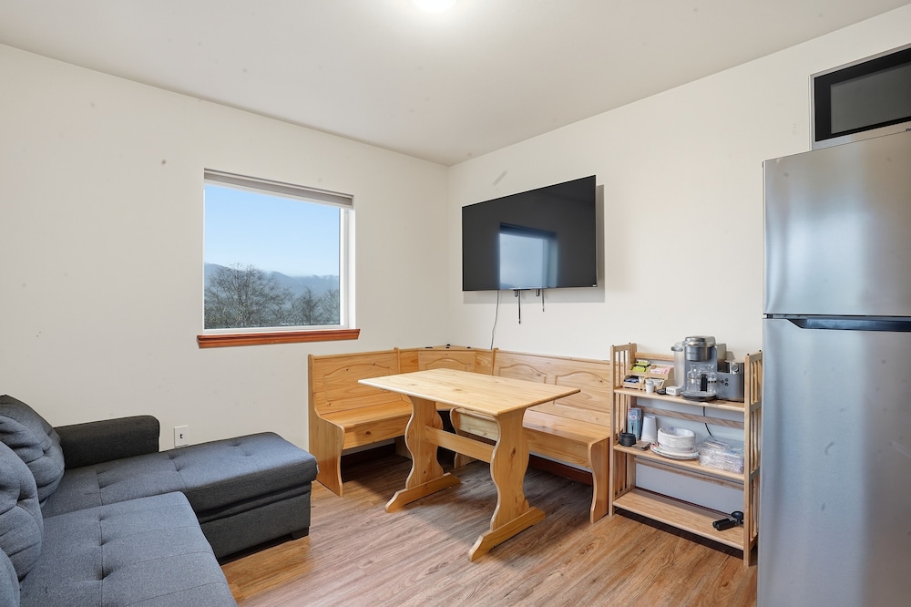 Cozy 3br Alaska Retreat With Private Sauna 3 Bedroom Home