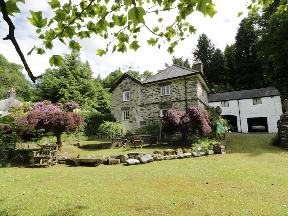 Beaver Grove Cottage
