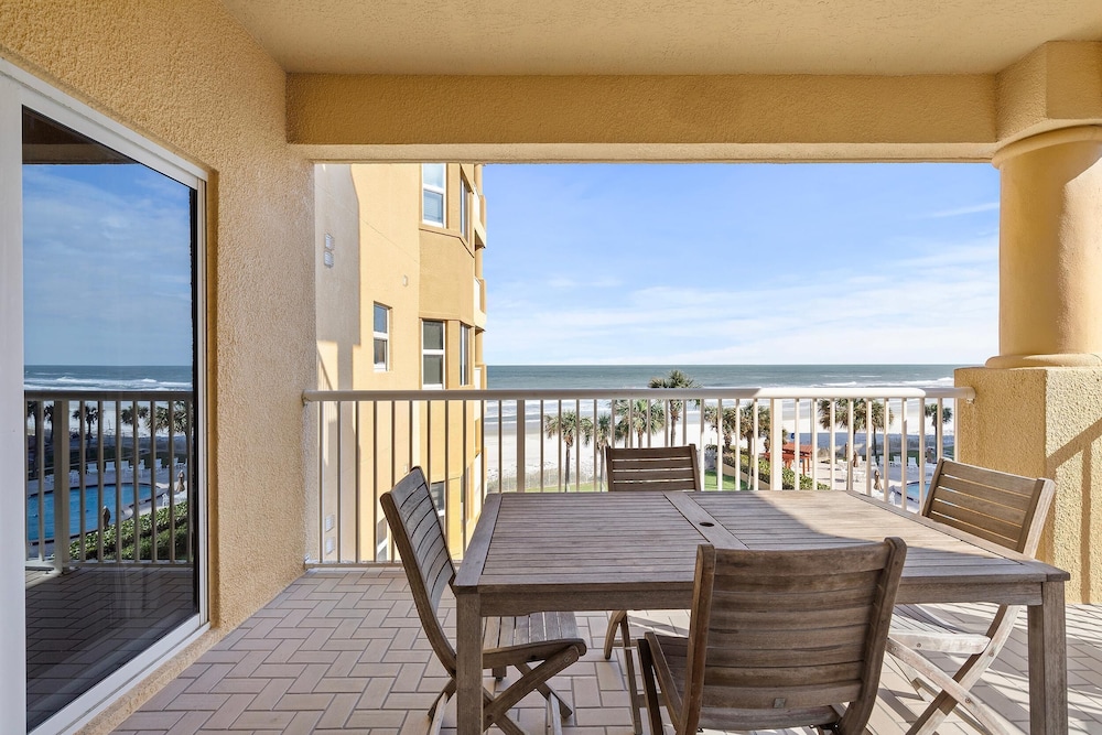 Atlantic Villas 302