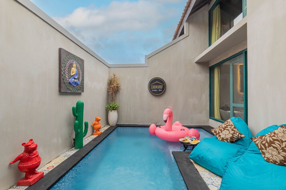 The Reward Villas Kerobokan - Image 1