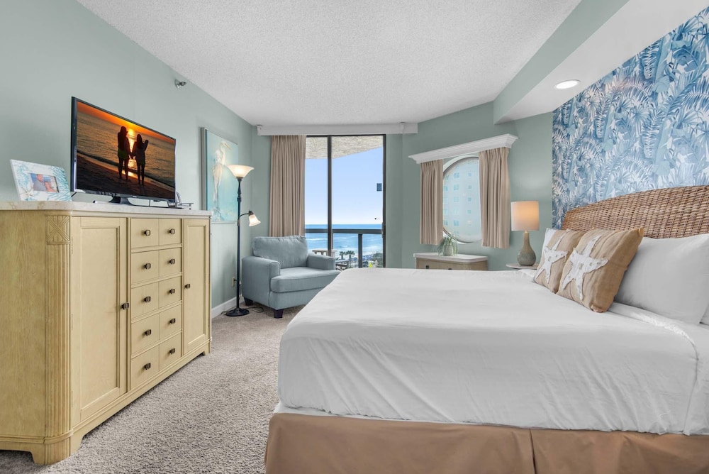 Surfside Resort #404