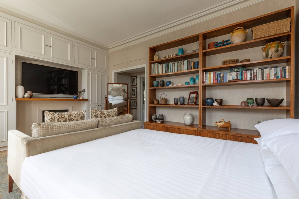 Lilyville Road III by Onefinestay