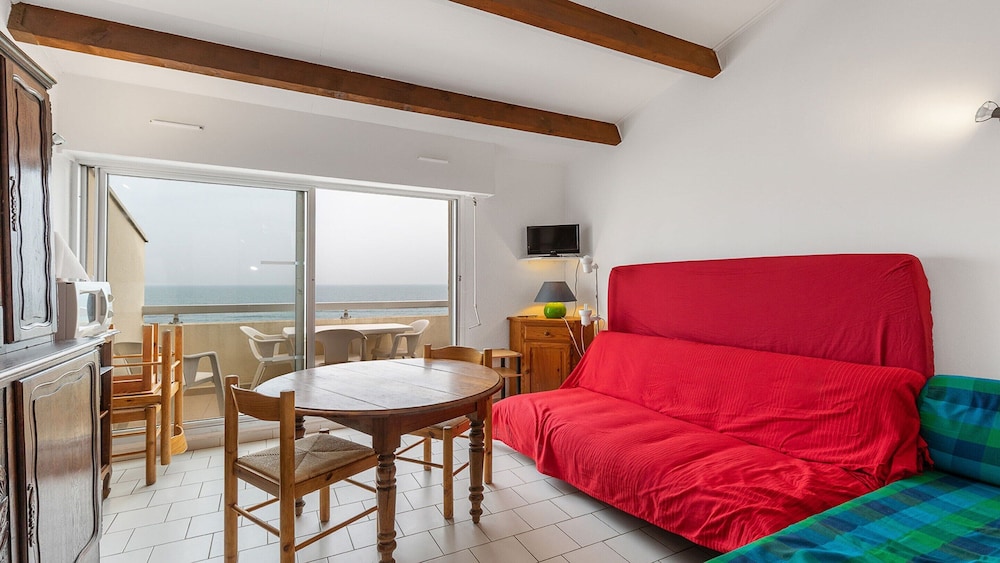 Seaside Studio in Agde