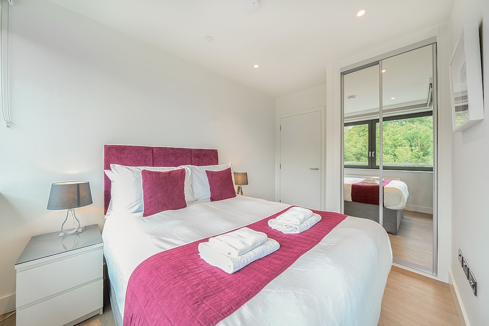 Roomspace Apartments - Oasis Way