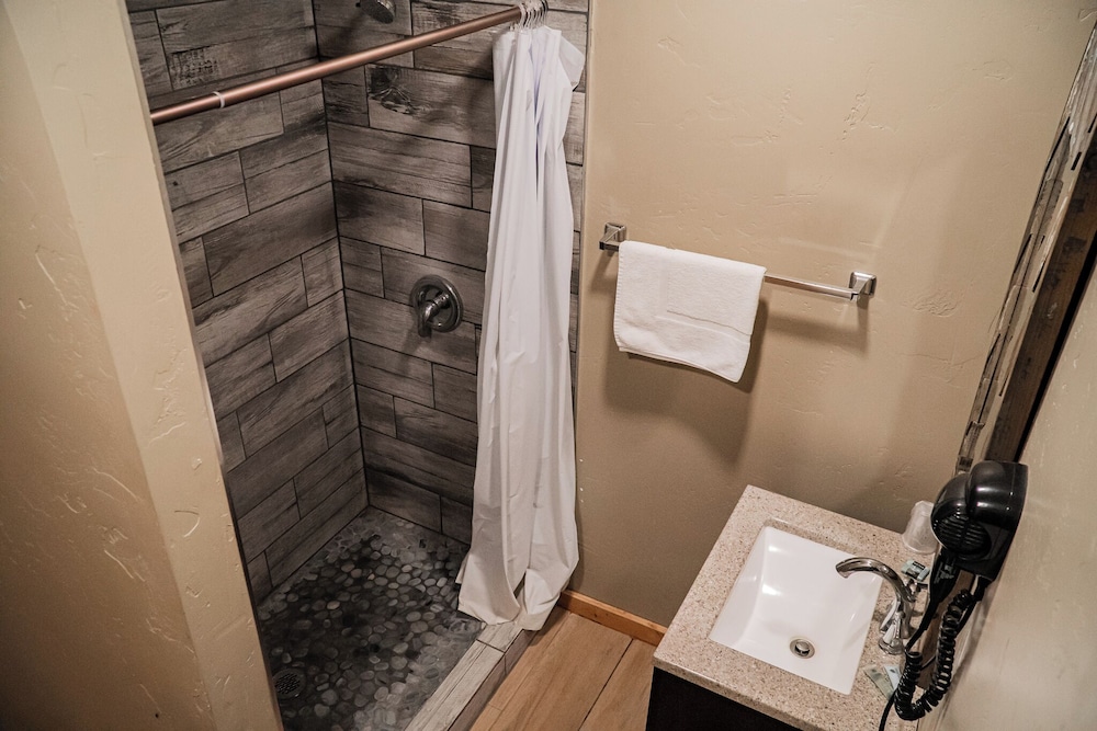 Moran Vacations - Heart 6 Ranch - Property Image 107