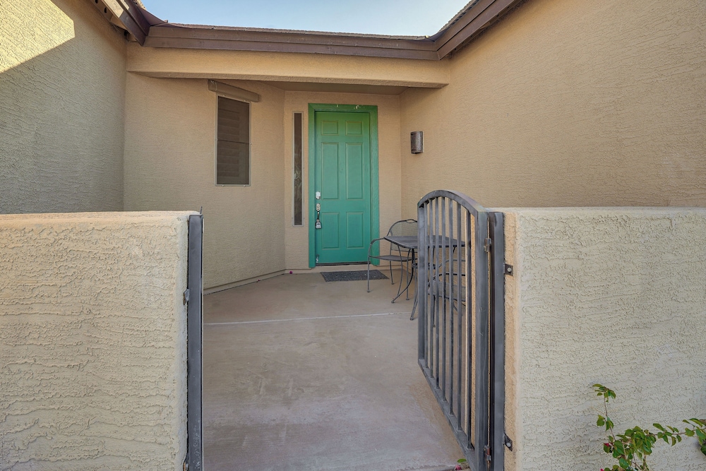 5 Mi to Surprise Stadium: Chic Arizona Home