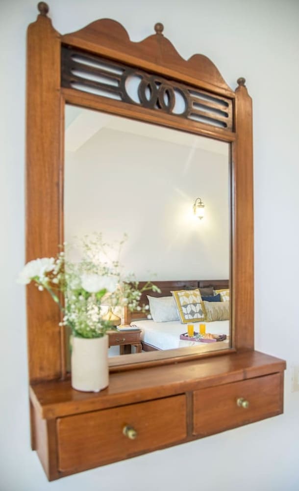Frangipani by Hireavilla - 4BR w Pool Field View