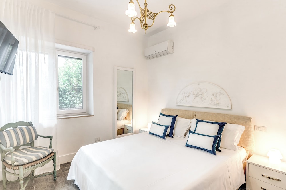 IL CANTO DELLE SIRENE - SOFIA APARTMENTS
