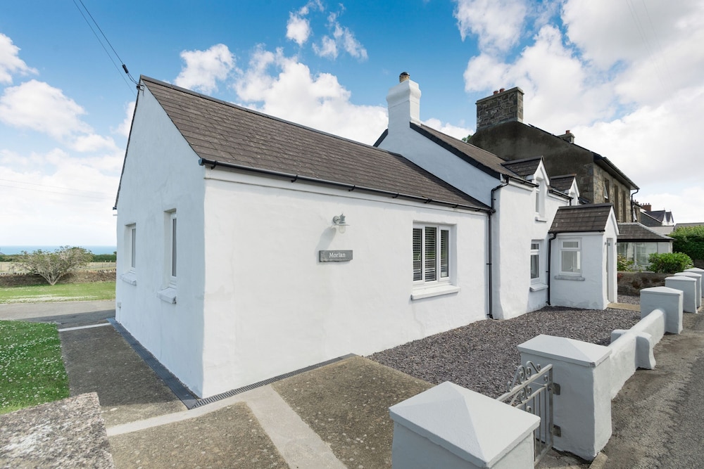Morlan Cottage