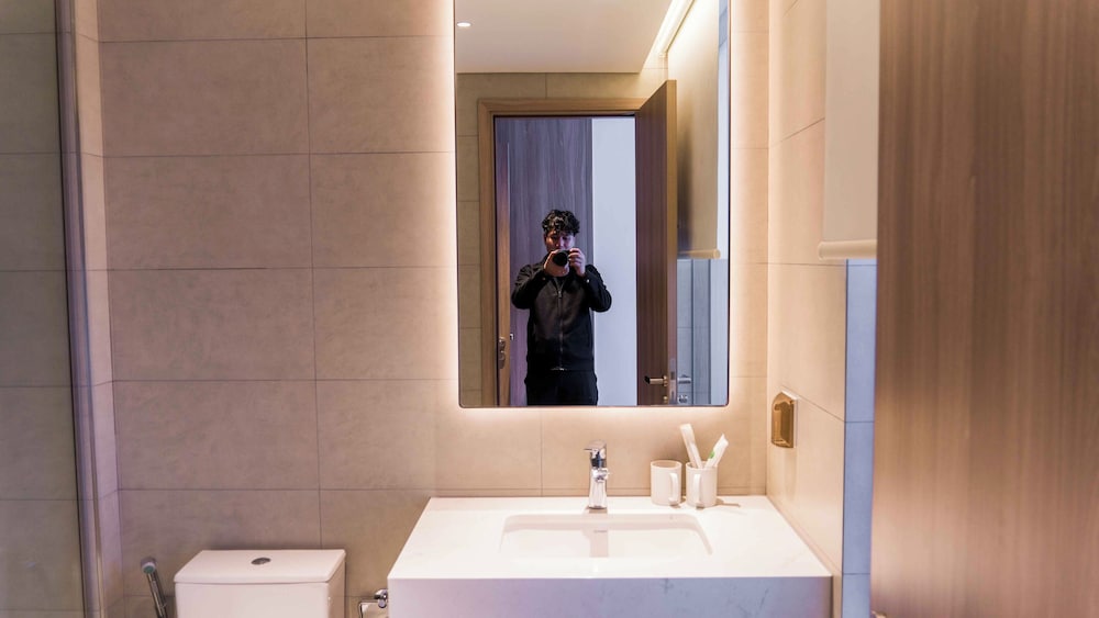A La Carte Ha Long Residence