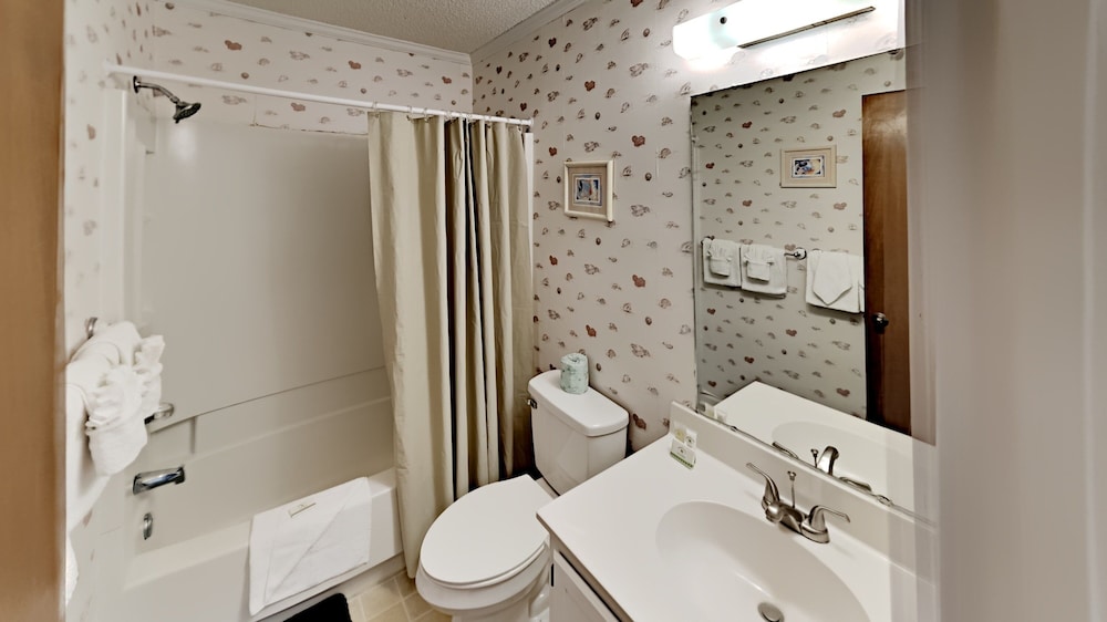 A Place At The Beach Iv G143 2 Bedroom Condo