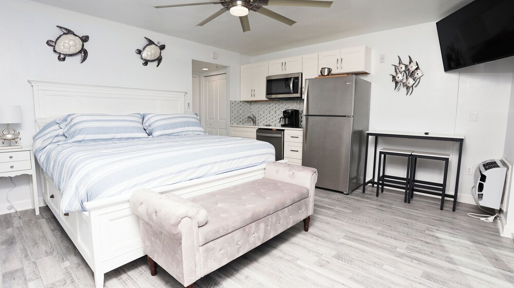 Holiday Inn Express and Suites Muncie Northwest by IHG