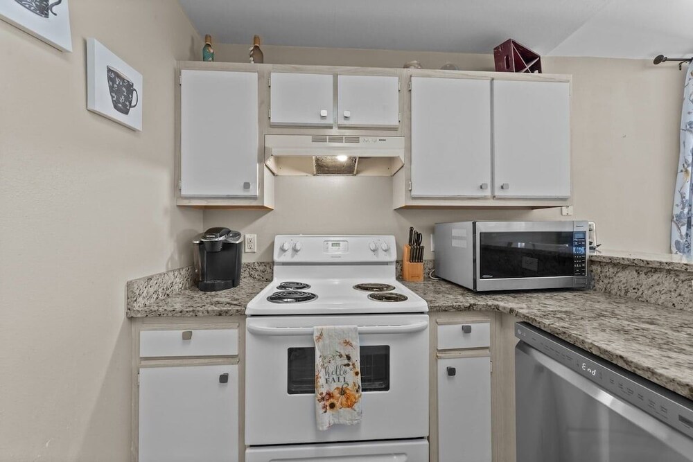 Fairways 27e 3 Bedroom Condo