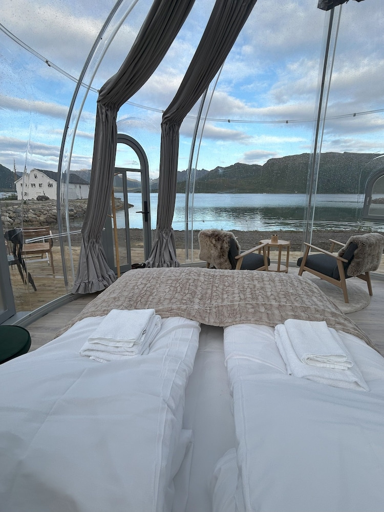 Arctic Glamping-Dome