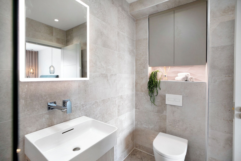 Bovisand Harbour by Smart Welcomes
