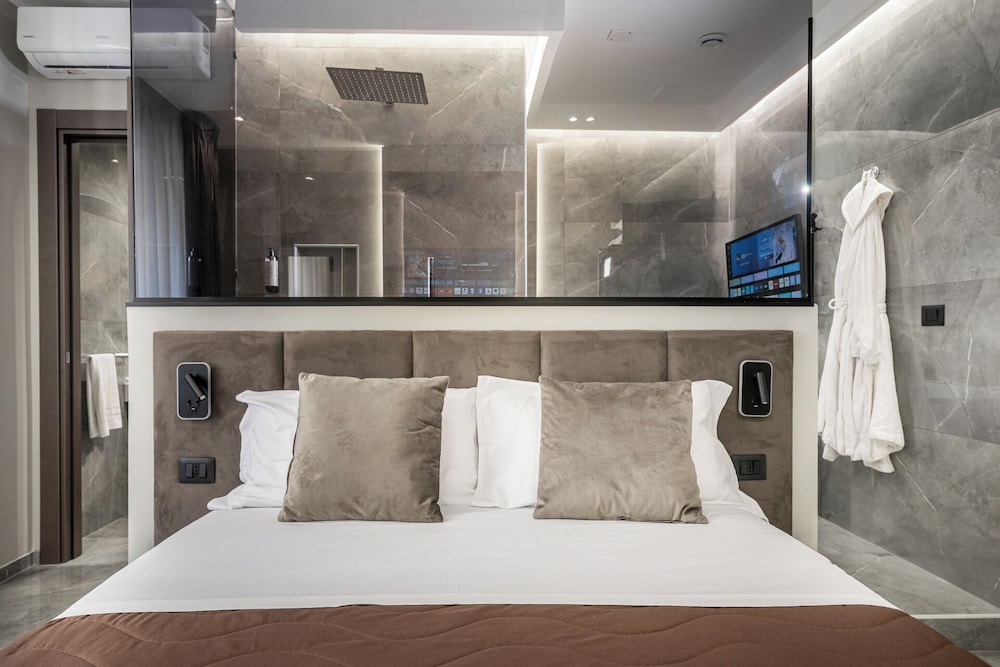 Karma6Rooms