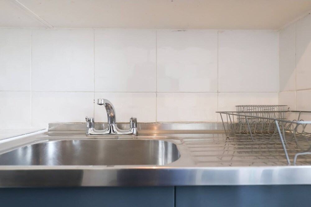 Fantastic Central Apartment With Balcony in Fitzrovia