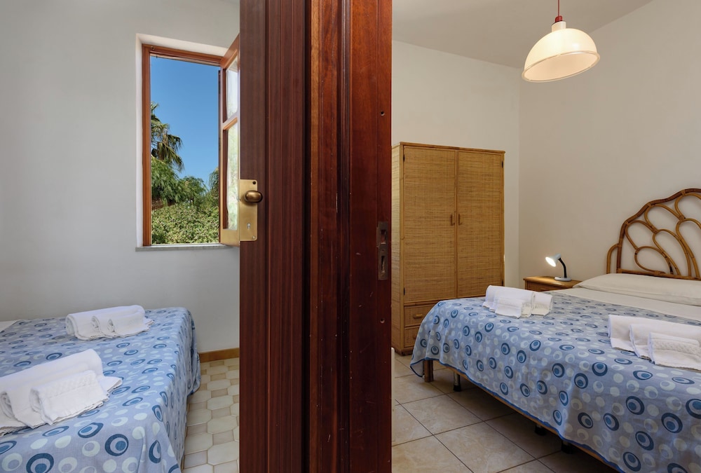 Casa Vacanza Azzurra 3 view 5