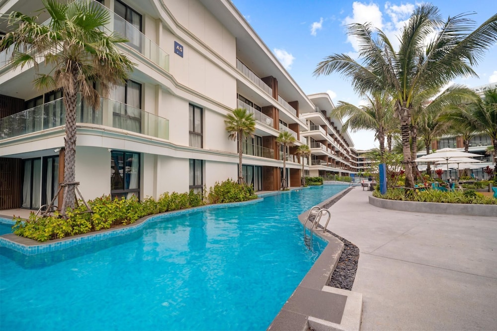 Premier Pool View Studio 348 Koraresort