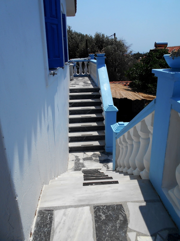 Meltemia Studio Samos Near the Beach view 4