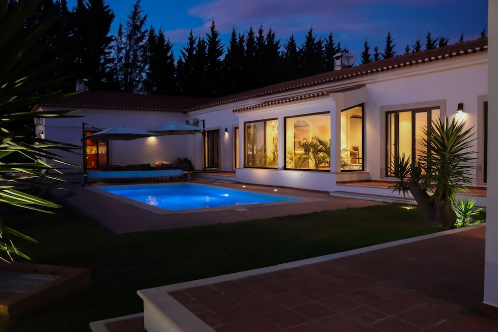 Santar m Private Pool Sauna Gym Villa