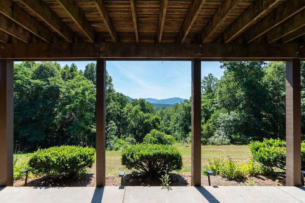 Love Afton Cabin - Family Home