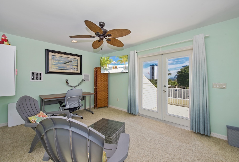 Sandy Toes Cottage