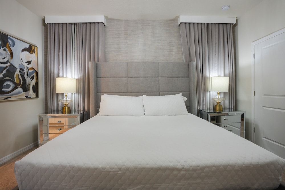 New Home Luxury 8 Bedrooms At Windsor Island
